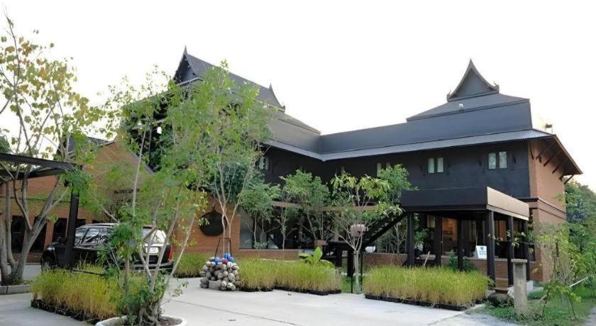 Silp-Pa Phra Nakhon Si Ayutthaya Hotel Luaran gambar